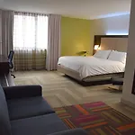 Holiday Inn Express Philadelphia NE-Bensalem