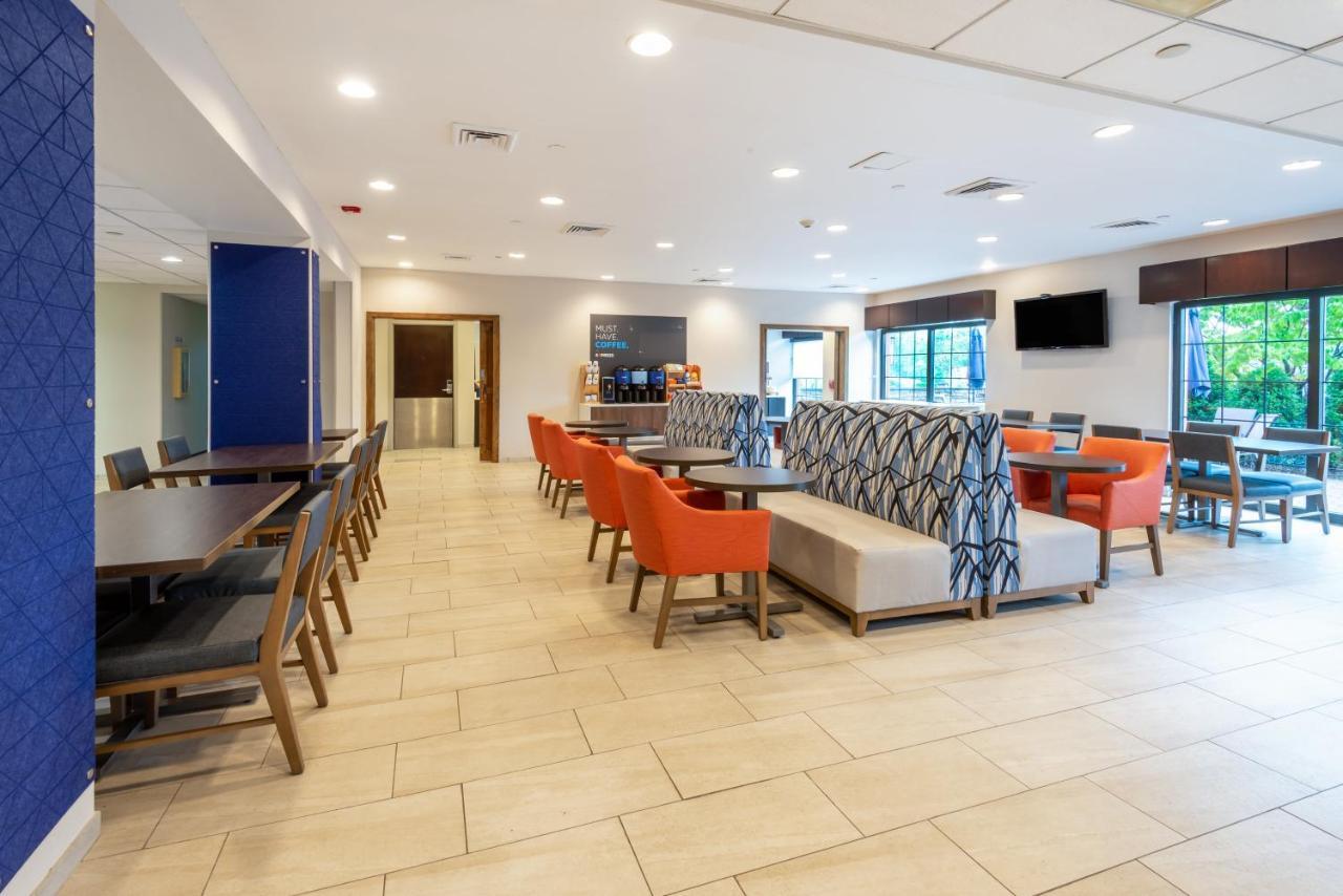 Express Philadelphia Ne-bensalem By Ihg 3* Bensalem